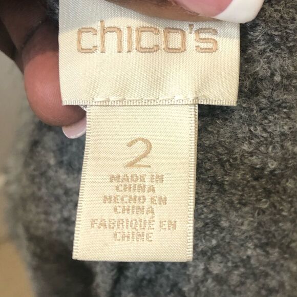 Chico’s gray short sleeve sweater jacket with faux fur collar, size2 M/L - Picture 8 of 10